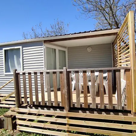 Mobil 4-5 Personnes La Nouvelle Campsite